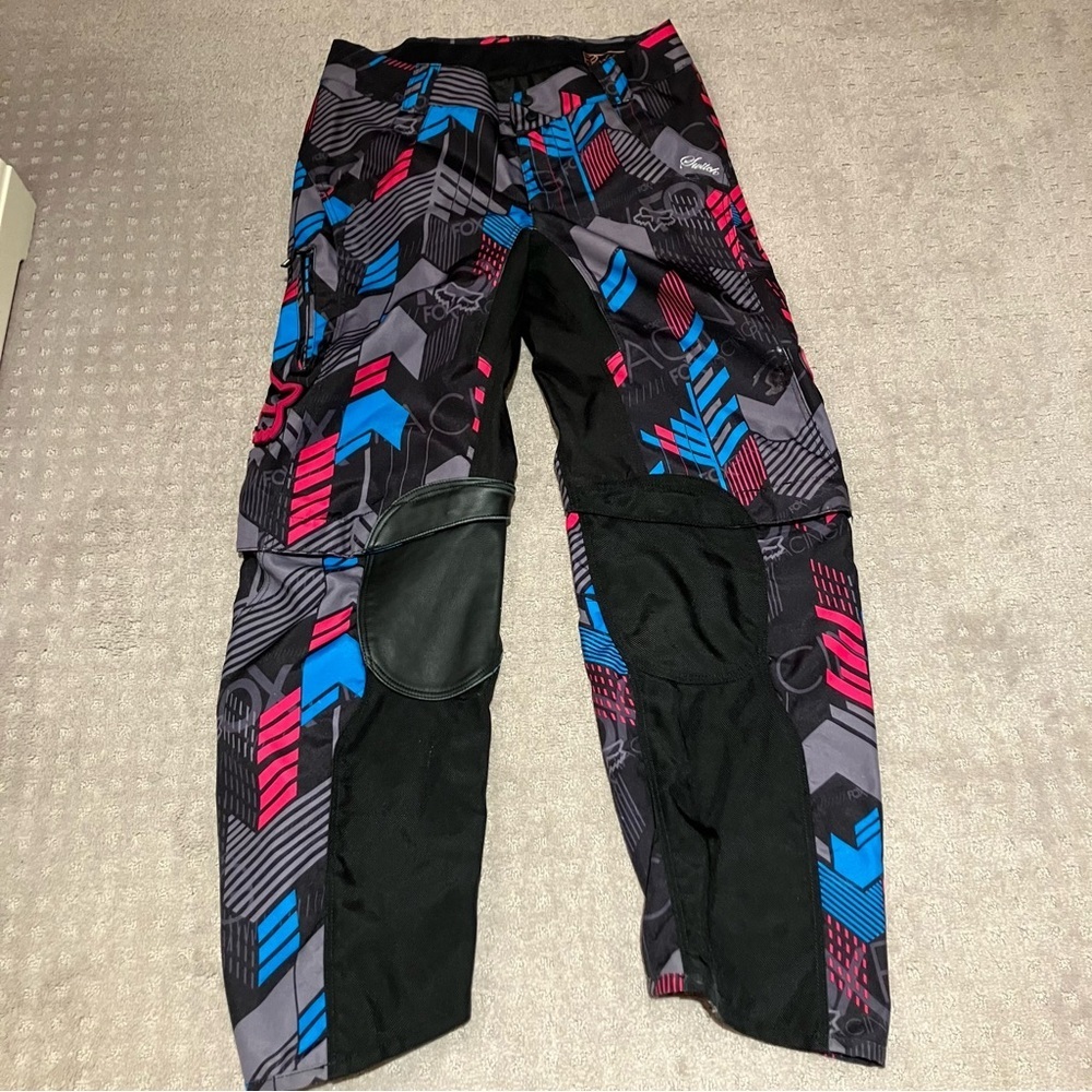 Fox racing Multicolor Graphic Pants. Zip off for a shorter style.Good condition!
